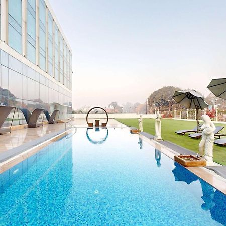 Radisson Hotel Bareilly Airport Екстериор снимка