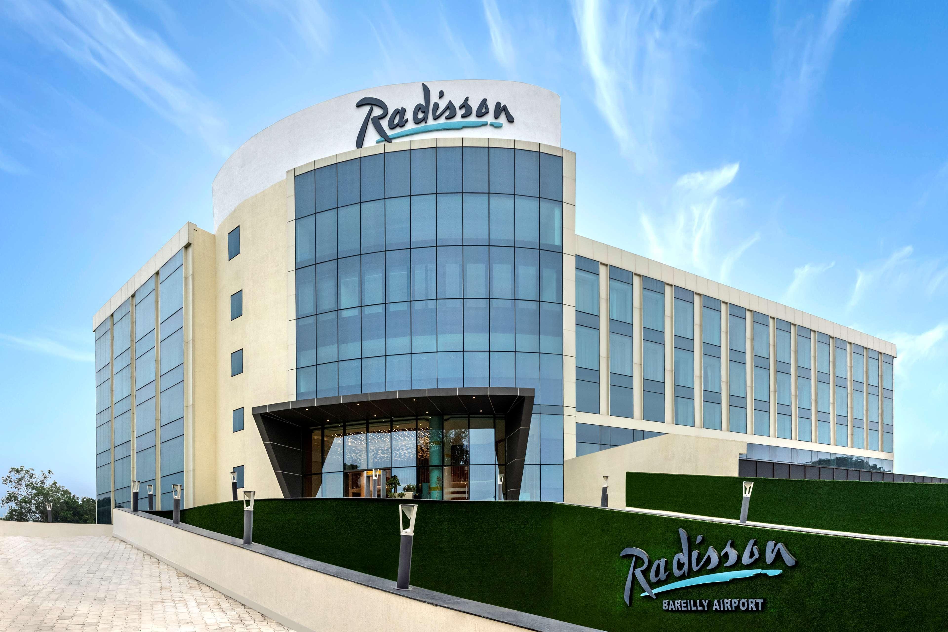 Radisson Hotel Bareilly Airport Екстериор снимка