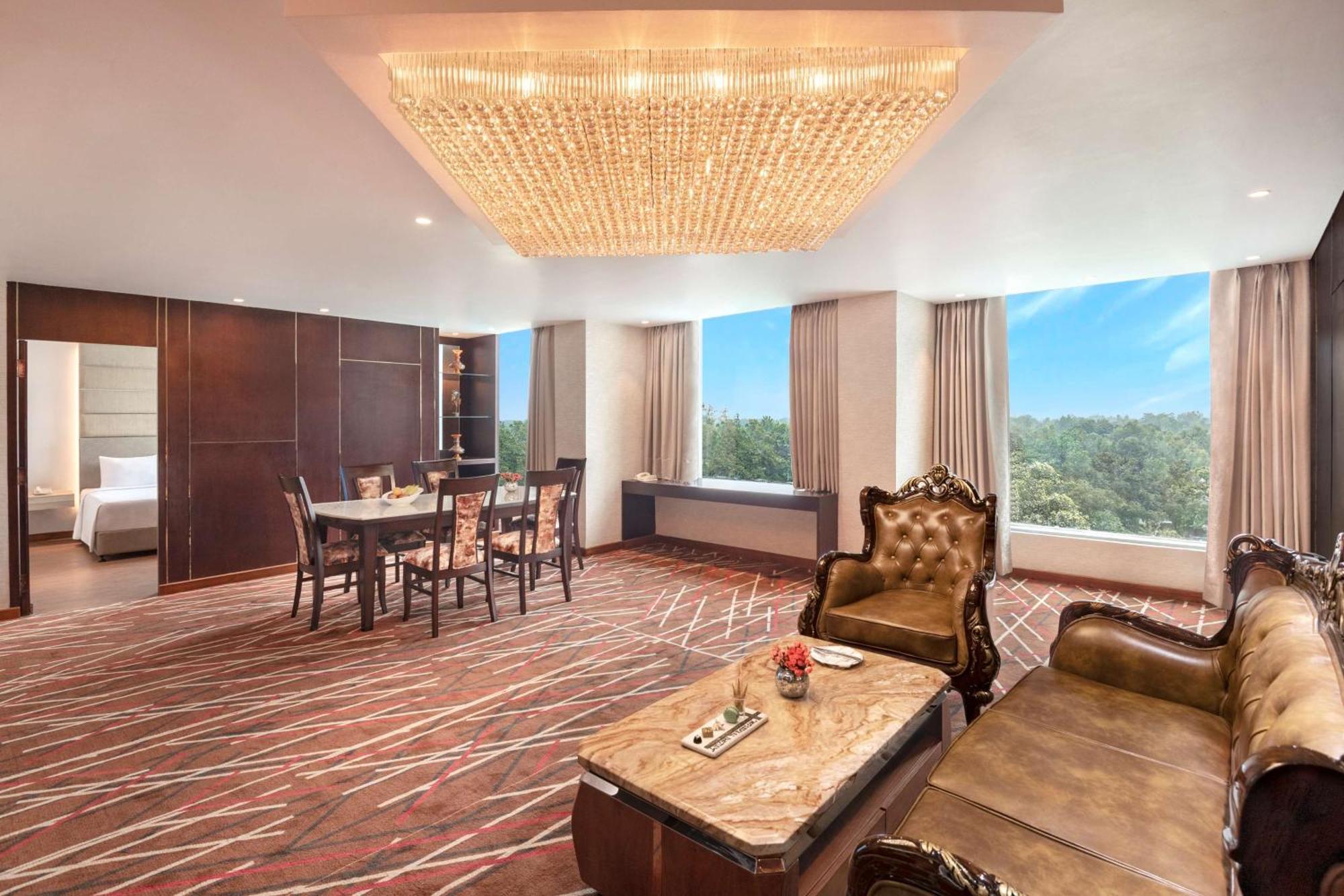 Radisson Hotel Bareilly Airport Екстериор снимка