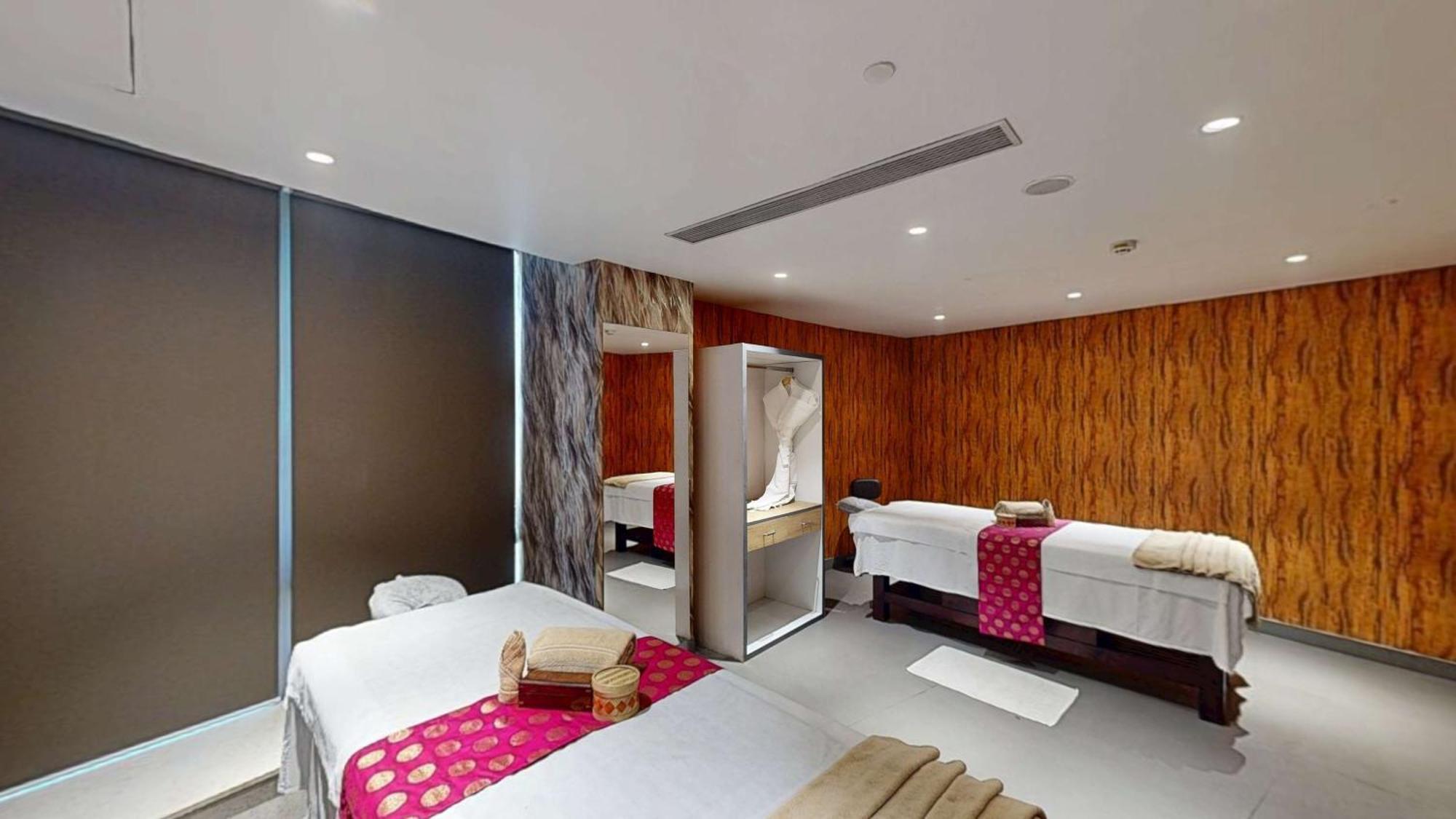 Radisson Hotel Bareilly Airport Екстериор снимка