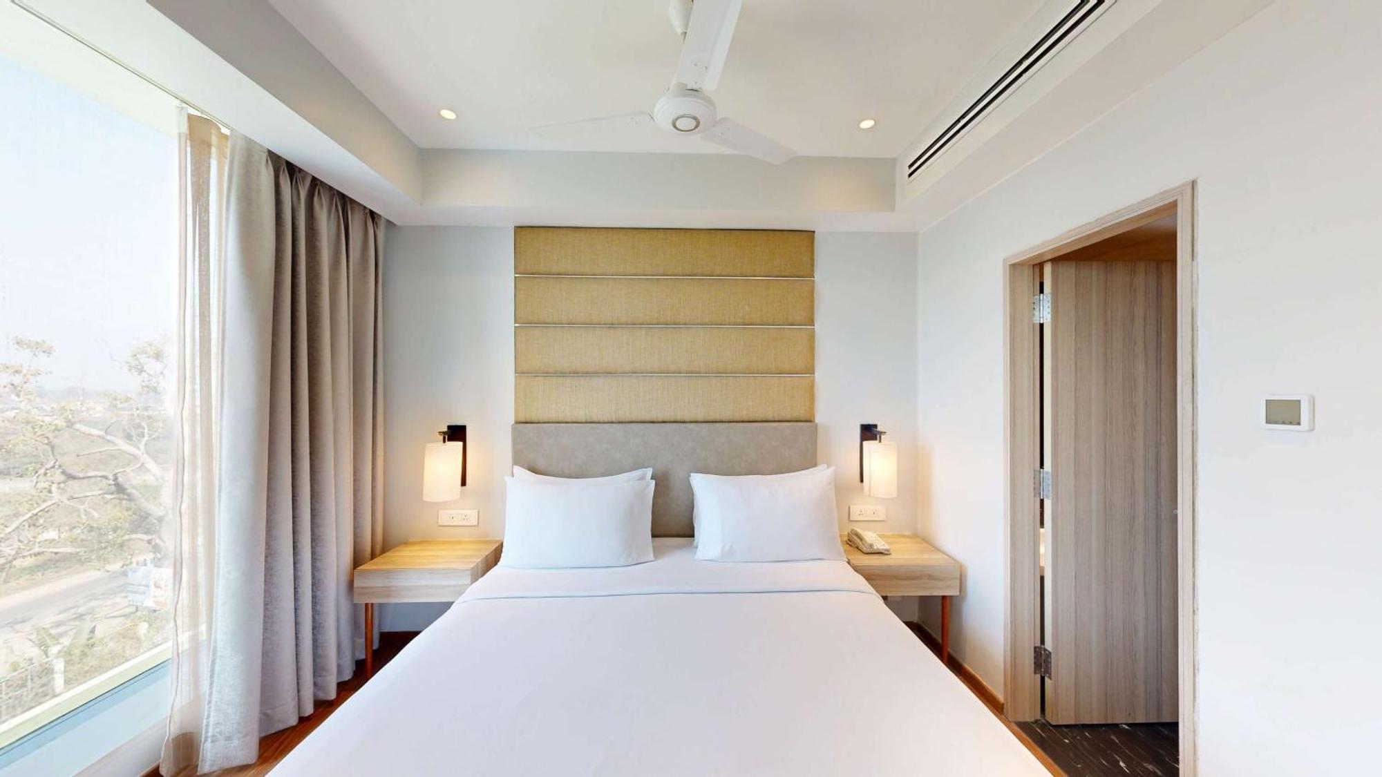 Radisson Hotel Bareilly Airport Екстериор снимка