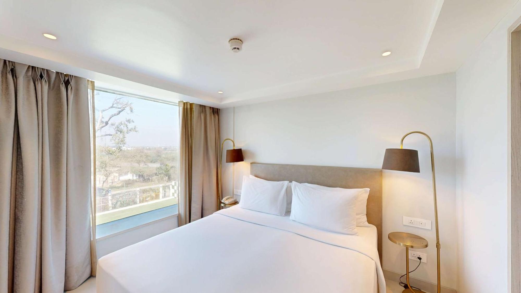 Radisson Hotel Bareilly Airport Екстериор снимка